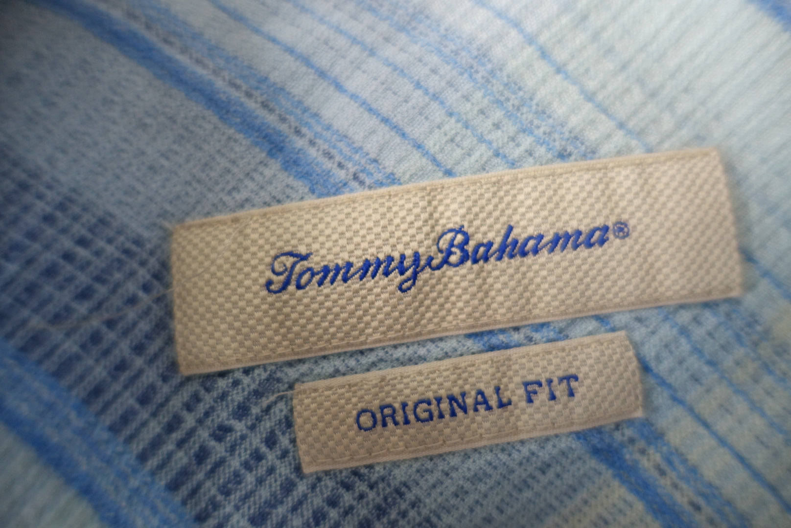 Tommy Bahama 100% silk Hawaiian shirt